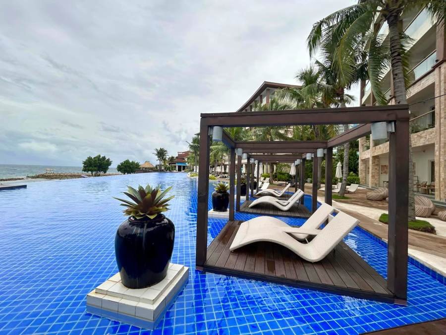 Dusit Thani Mactan Cebu | Exploring the Tranquil Opulence
