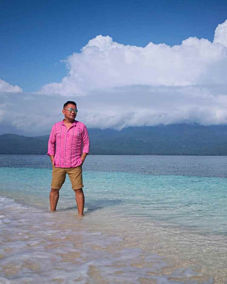 Mantigue Island , Camiguin | A Tourist Spot