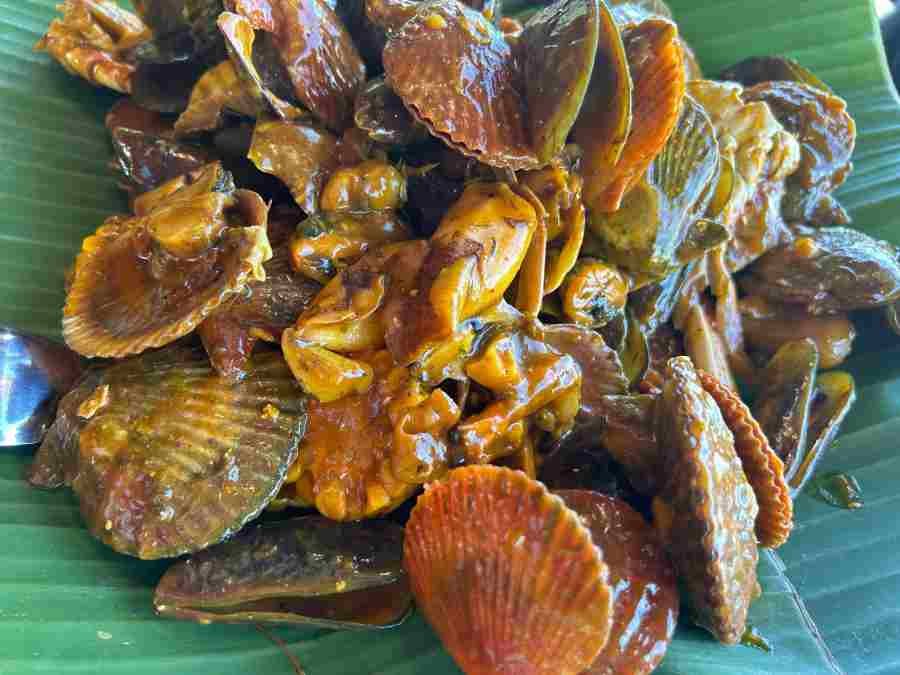 Uncle Ger's Seafood Restaurant: A Feast by the River 