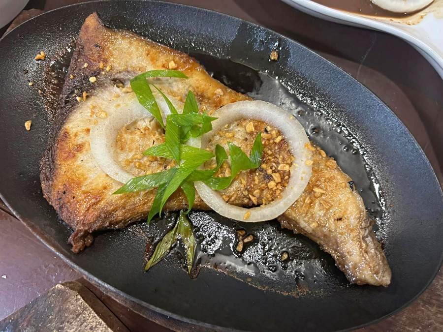 Cianos Seafood Grill and Bar 