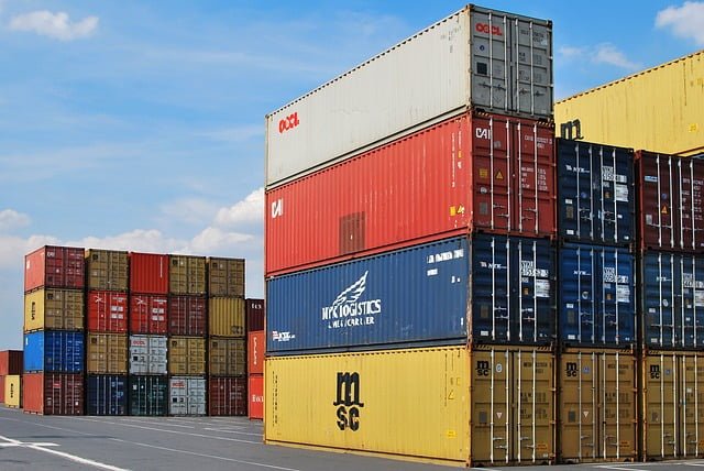 Exporting Strategies Reaching the Global Market