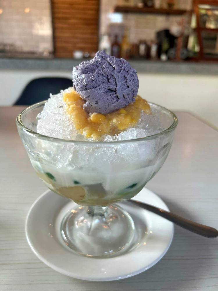 The Farmhouse | Halo-halo | A Review