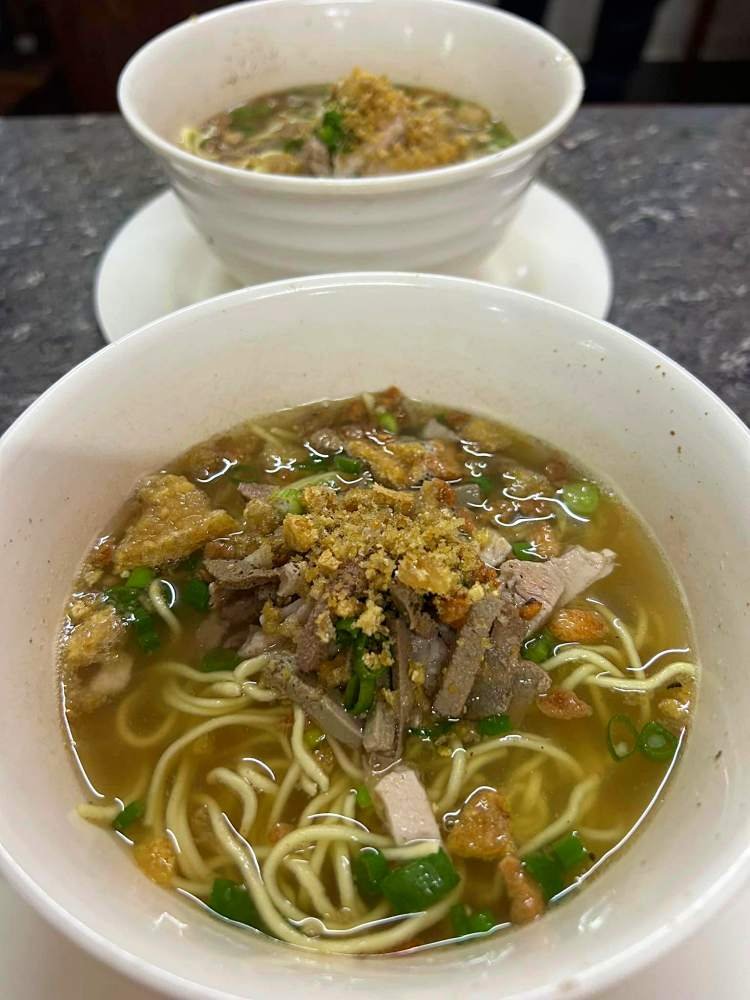 Netong's  Original La Paz Batchoy