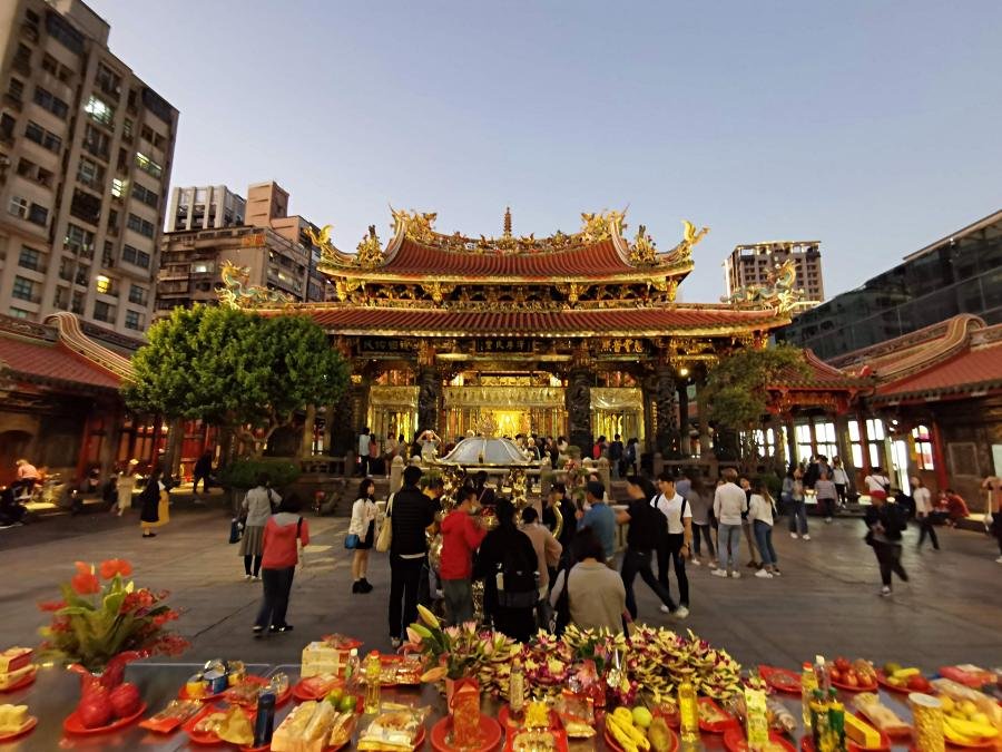 Mengjia Longshan Temple | Tourist Spot | Taipei, Taiwan