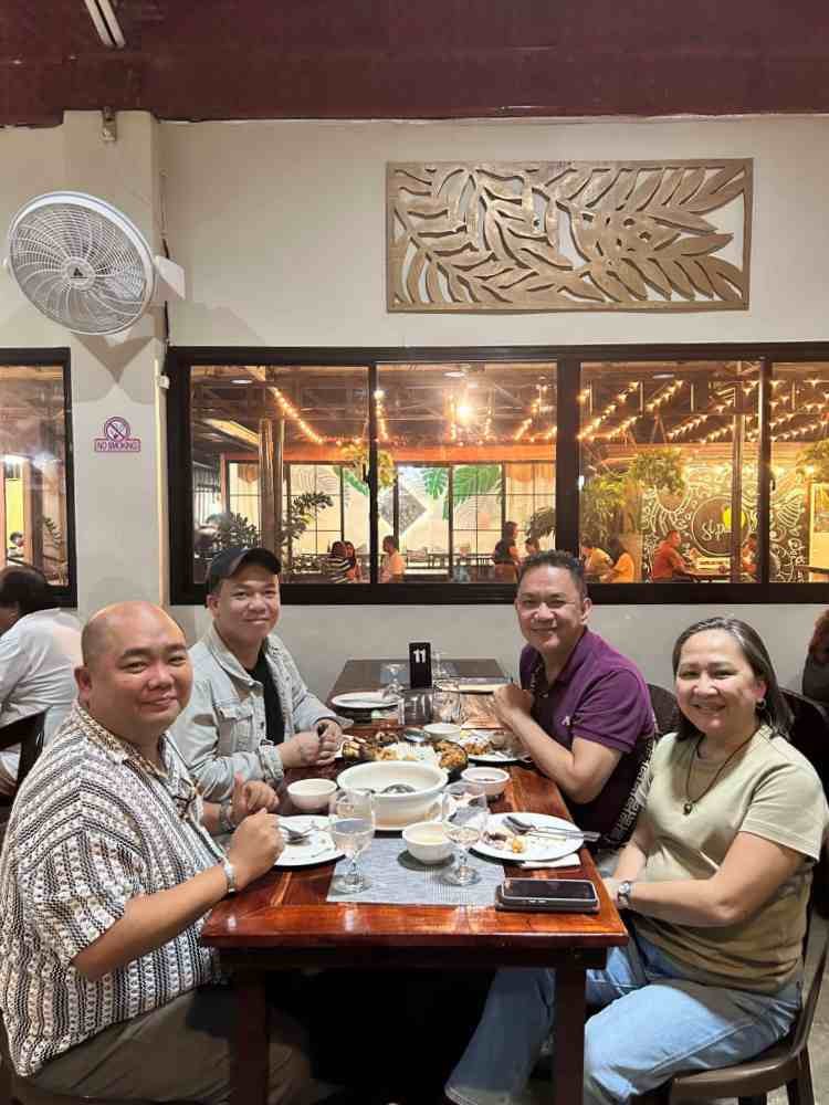 Si.Pud Bar & Grill : A Review