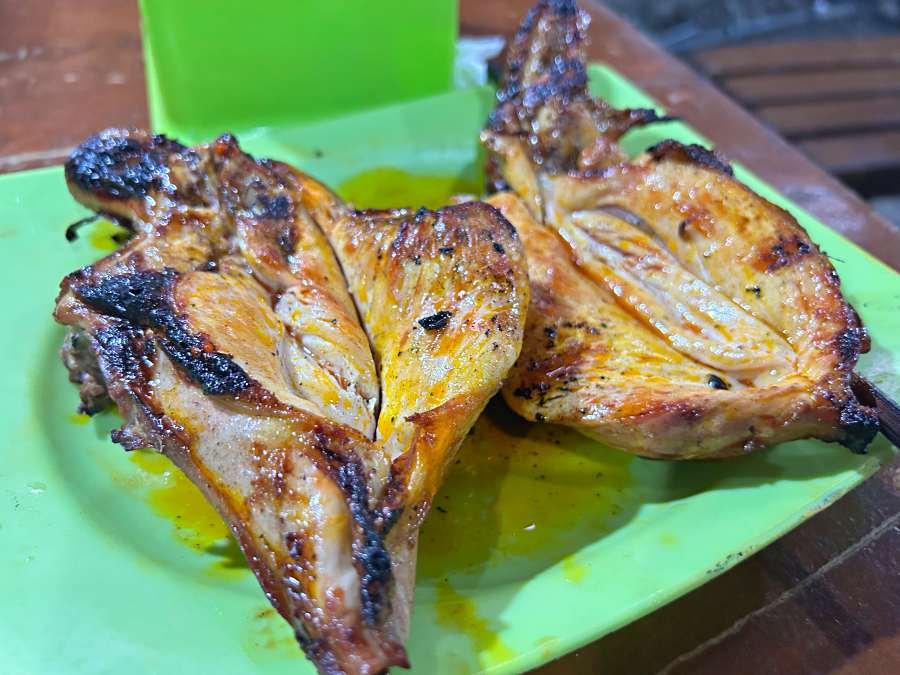 Lion's Park Grill Haus in Manokan Country | A Review
