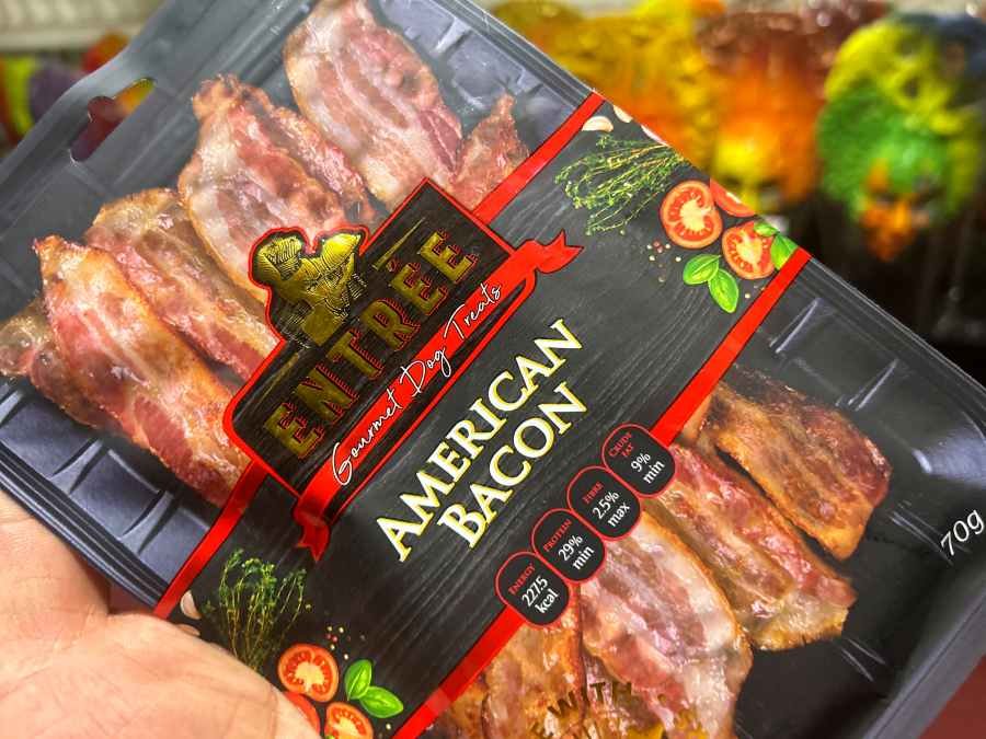 Entrée Gourmet Dog Treats | Falcor Marketing Corporation