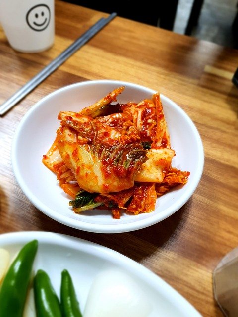 Kimchi : Flavor, Health, and Culture