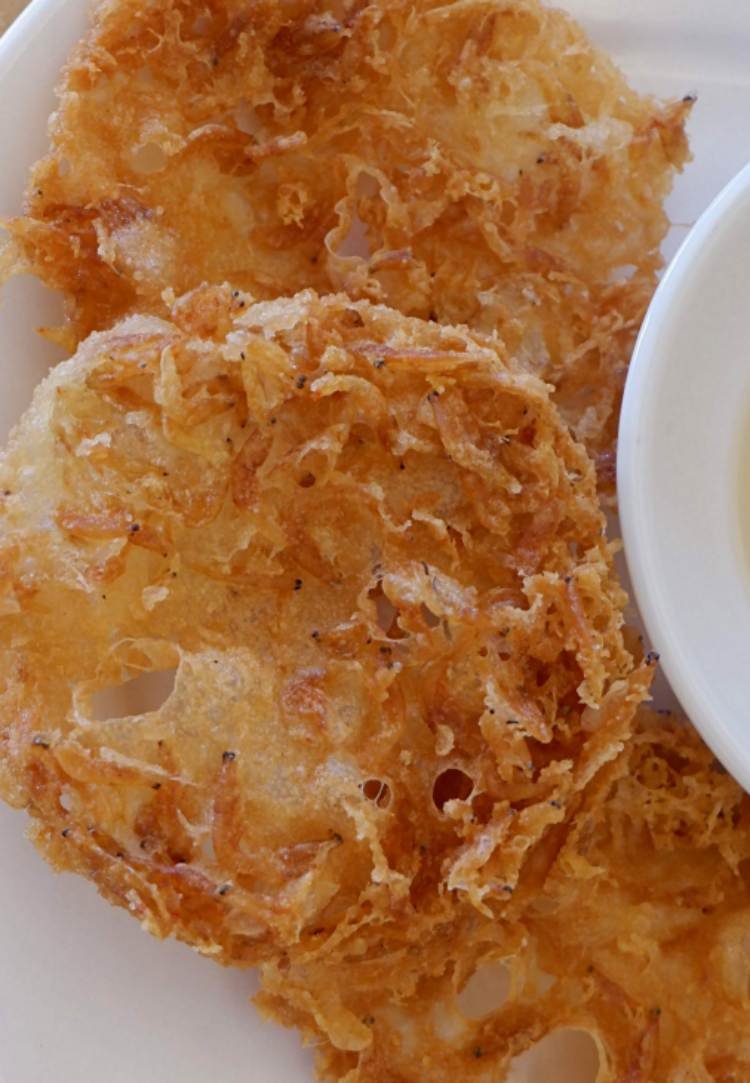 Discover the Unique Ukoy of Quan Delicacies
