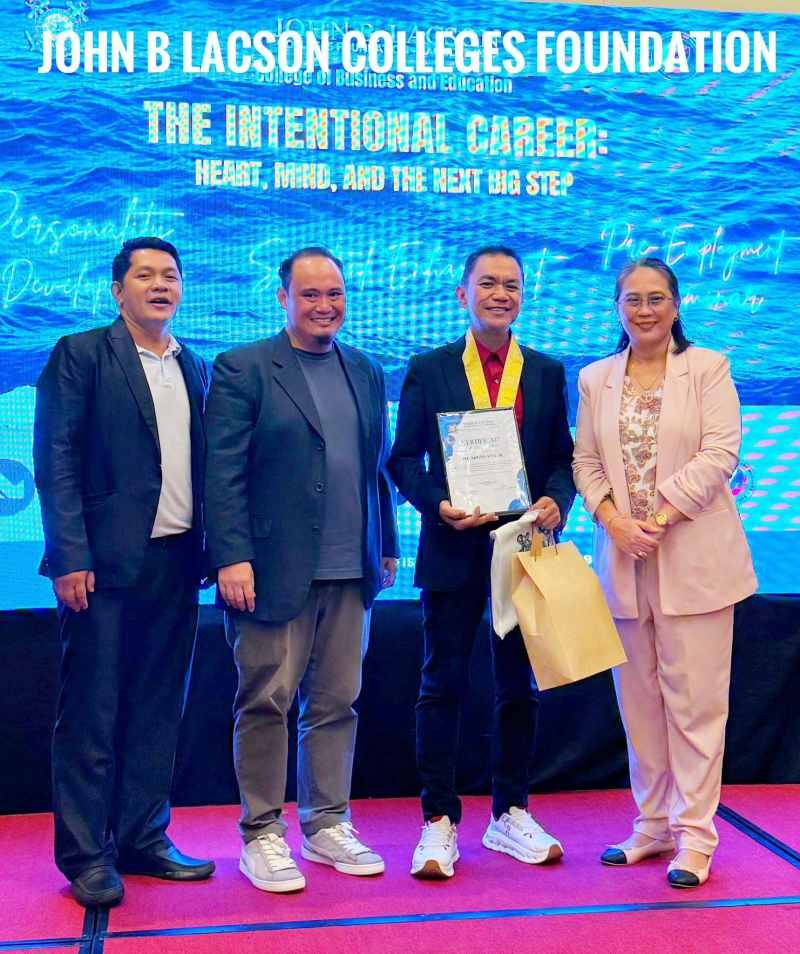 How Trainers and Educators Should Dress