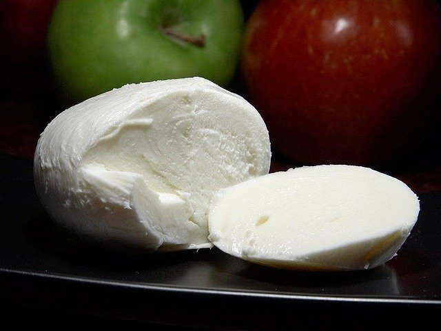 Low-Carb Cheeses I Love: Carb Facts, Benefits & Selection Tips
