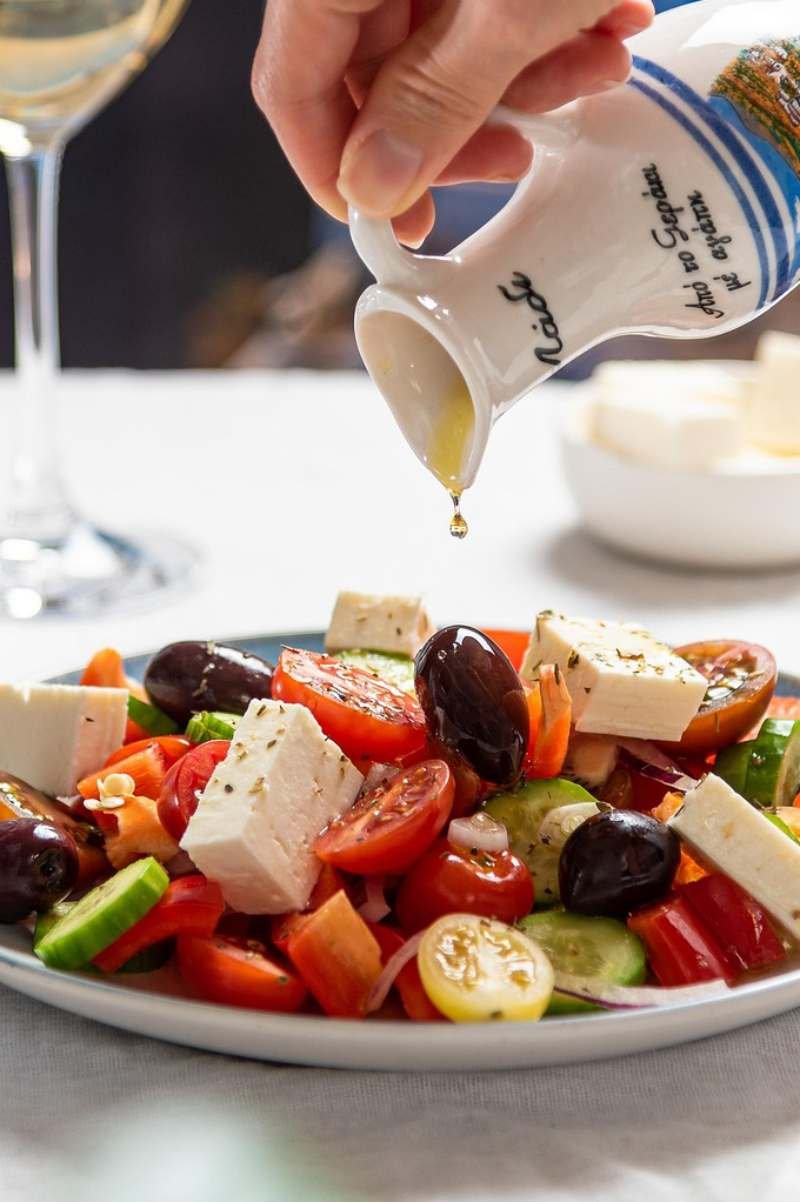 Greek Feta Salad Recipe | A Refreshing Low‑Carb Meal 